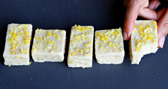 Lemon MCT oil bars