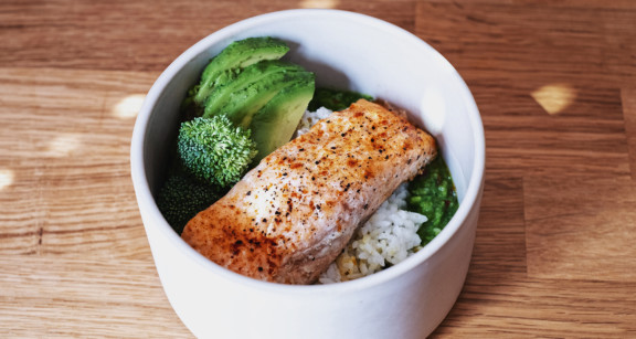 Broccoli leek protein bowl